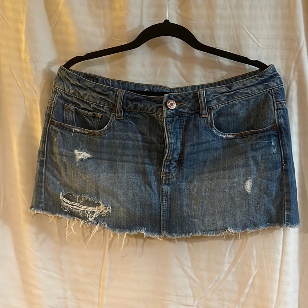 American Eagle Distressed mini skirt